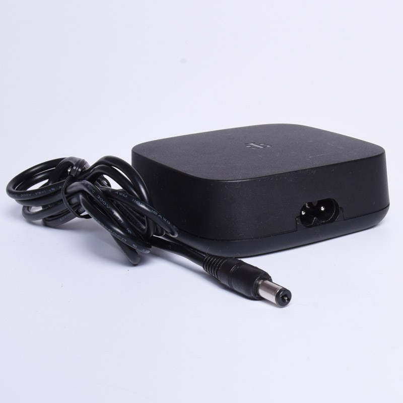 ZASILACZ 12V  4A DC 2,1/5,5mm KWADRAT Z KABLEM DO GNIAZDKA T MOBILE