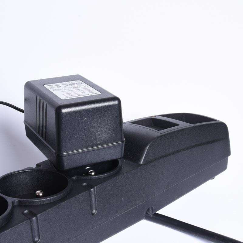 ZASILACZ 9V 200mA WTYCZKOWY VX02A