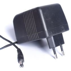 ZASILACZ TRANSFORMATOROWY 12V 800mA