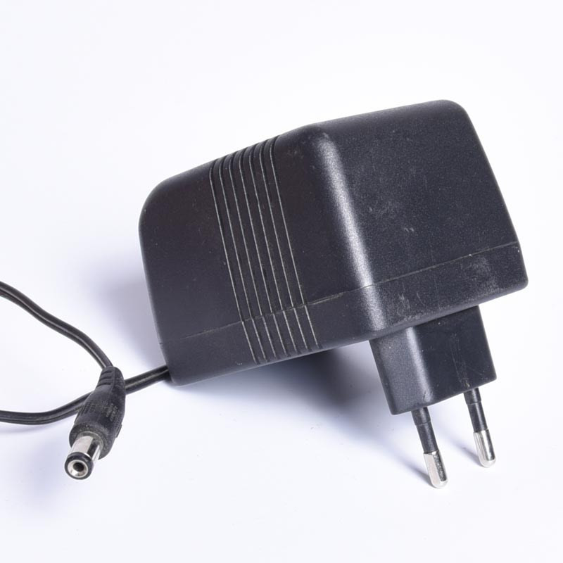 ZASILACZ TRANSFORMATOROWY 12V 800mA