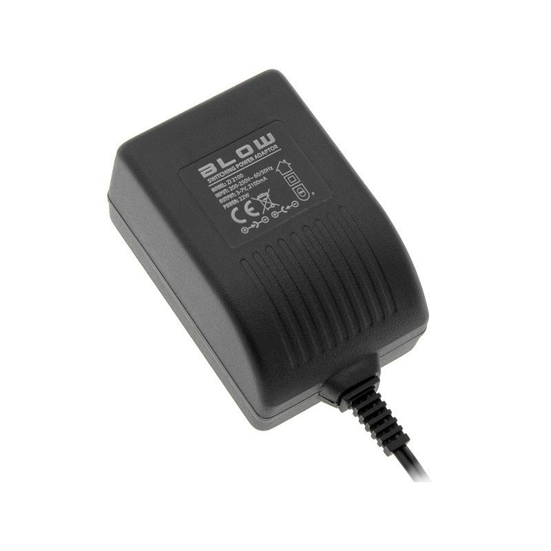 ZASILACZ UNIWERSALNY 3-7V 2100mA ZI2100