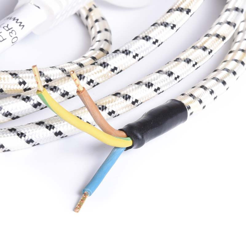 PRZEWÓD ZASILAJĄCY 2m W OPLOCIE 3x0,75mm2