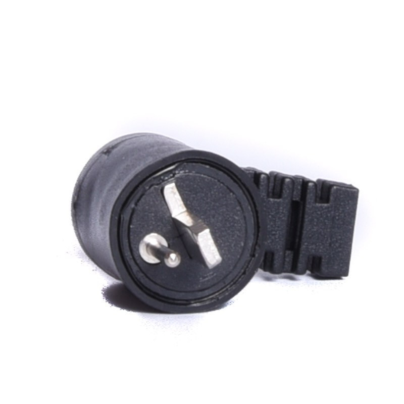 WTYK GŁOŚNIKOWY SKRĘCANY KĄTOWY CZARNY  TYP POLSKI