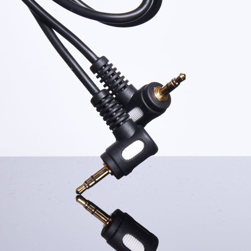 KABEL AV JACK 3,5mm KĄTOWE WTYKI 0,5m