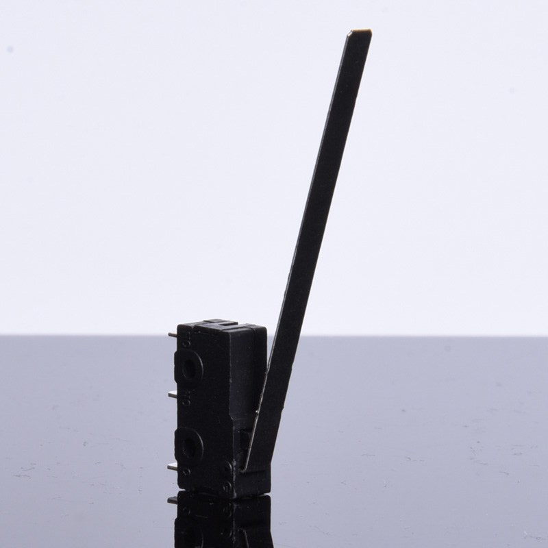 PRZEŁĄCZNIK KRAŃCOWY 1A WK615 MINI  Z DŹWIGNIĄ L-55mm PROSTĄ