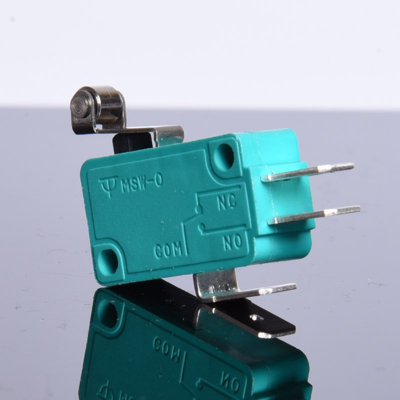 PRZEŁĄCZNIK KRAŃCOWY L-12mm MSW-03A ROLKA