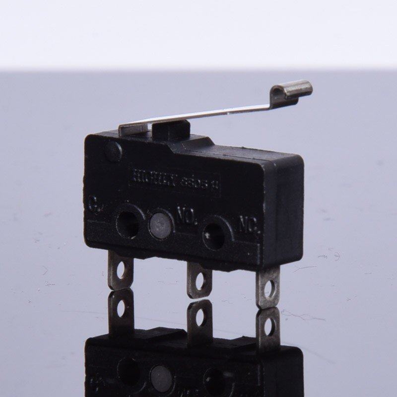 PRZEŁĄCZNIK KRAŃCOWY L-18mm SS0502A BLASZKA MINI ZAGIĘTA HIGHLY