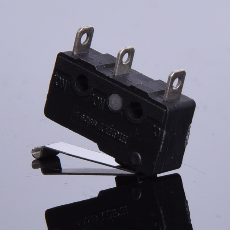 PRZEŁĄCZNIK KRAŃCOWY L-18mm SS0502A BLASZKA MINI ZAGIĘTA HIGHLY