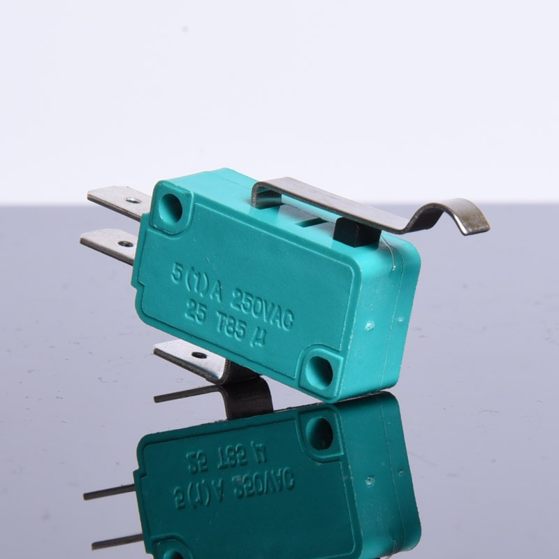 PRZEŁĄCZNIK KRAŃCOWY MSW-04B