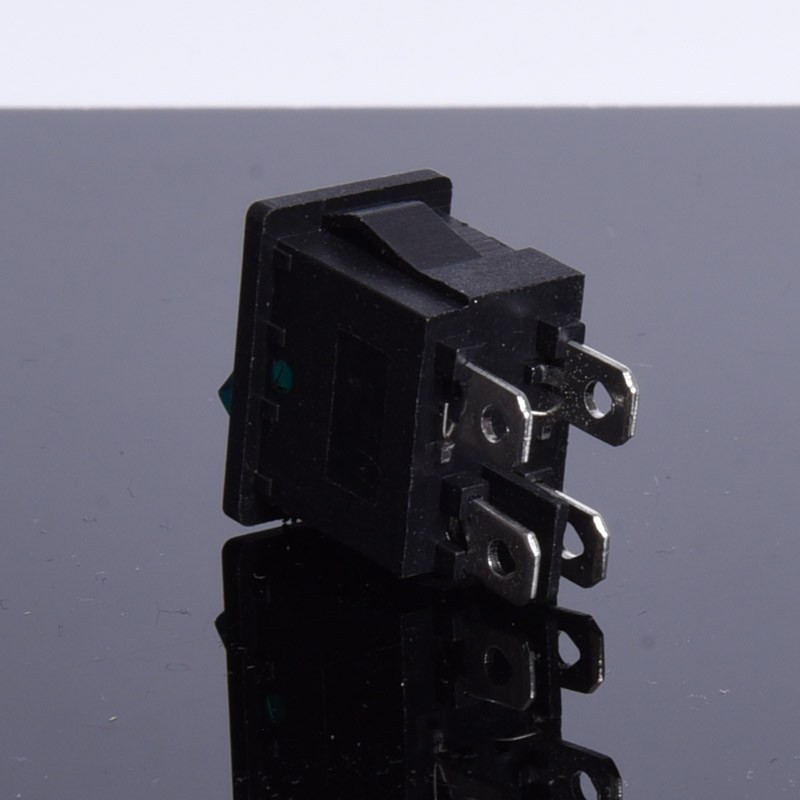 PRZEŁĄCZNIK 12V PODŚWIETLANY  ZIELONY KWADRAT