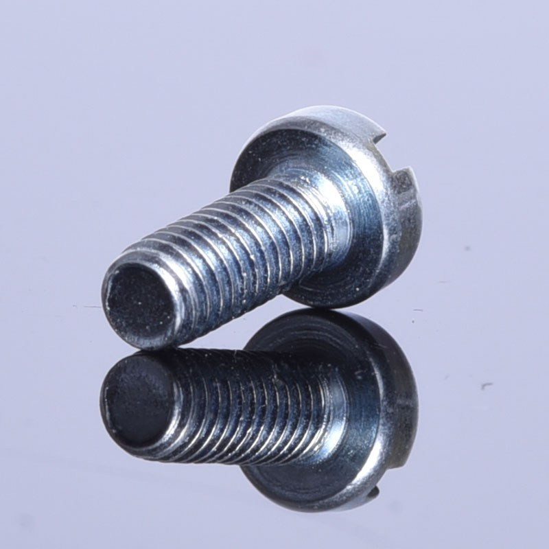 ŚRUBA CYLINDRYCZNA OCYNK B4x10