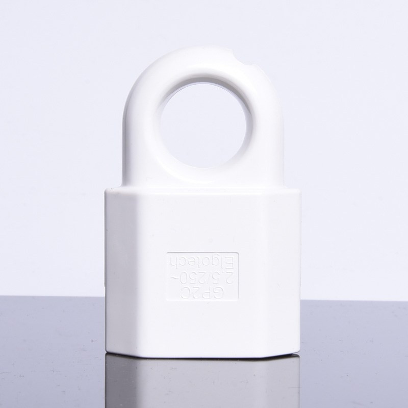 GNIAZDO ZASILAJĄCE 230V Z UCHWYTEM PŁASKIE BIAŁE GP2C ELGOTECH