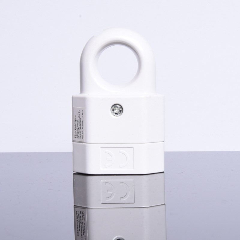 GNIAZDO ZASILAJĄCE 230V Z UCHWYTEM PŁASKIE BIAŁE GP2C ELGOTECH