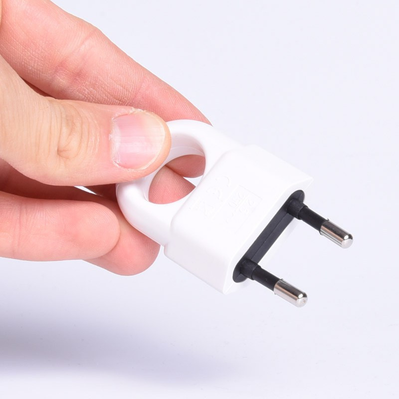 WTYK 230V PŁASKI Z UCHWYTEM BIAŁY WTP2C 2,5A 250V ELGOTECH WTYCZKA