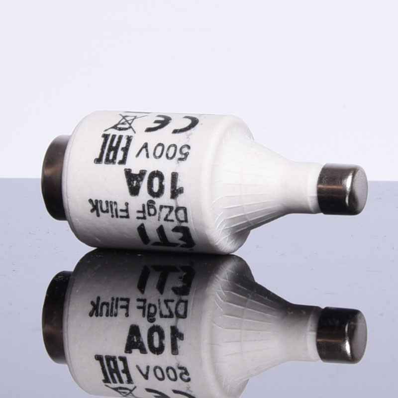 BEZPIECZNIK PORCELANOWY 10A ET1 DOMOWY STAREGO TYPU