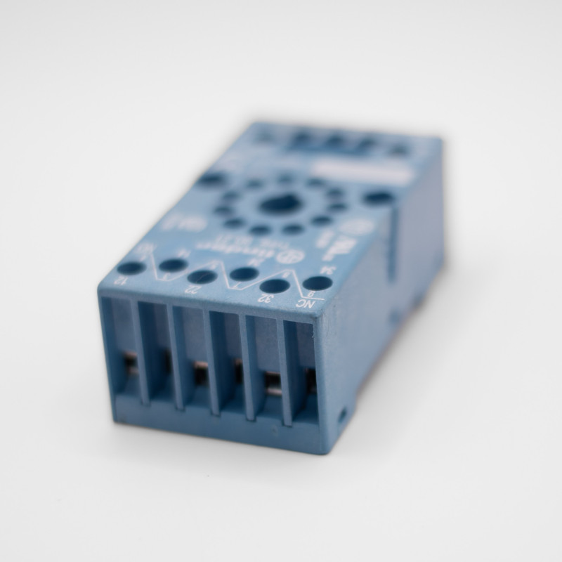 PODSTAWKA PRZEKAŹNIKA FINDER TYPE 90.21