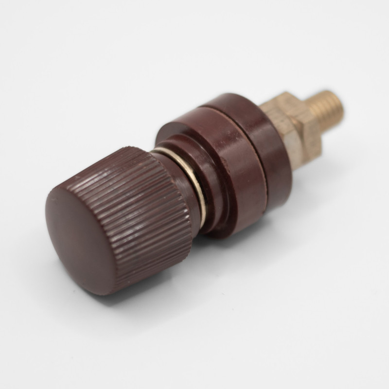 GNIAZDO POD OCZKO 77/28 M10 CZARNE/CZERWONE