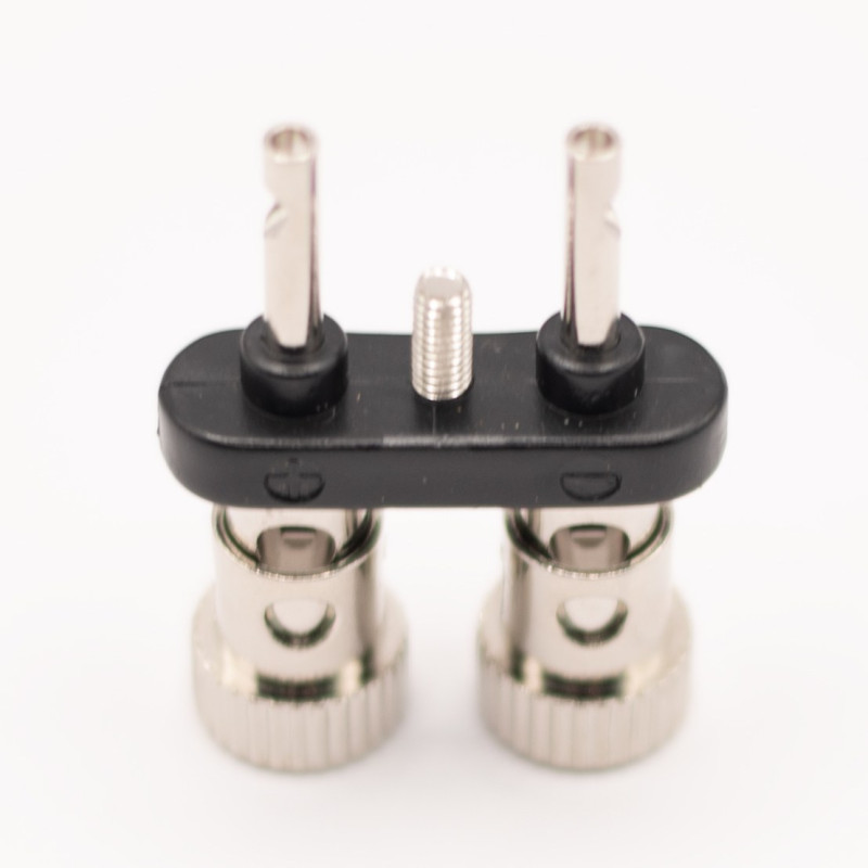 GNIAZDO BANAN PODWÓJNE NIKIEL MONTAŻOWE