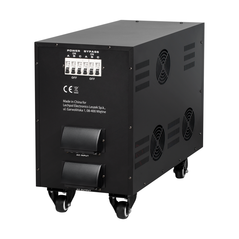 Automatyczny trójfazowy stabilizator napięcia KEMOT PROavr-30k