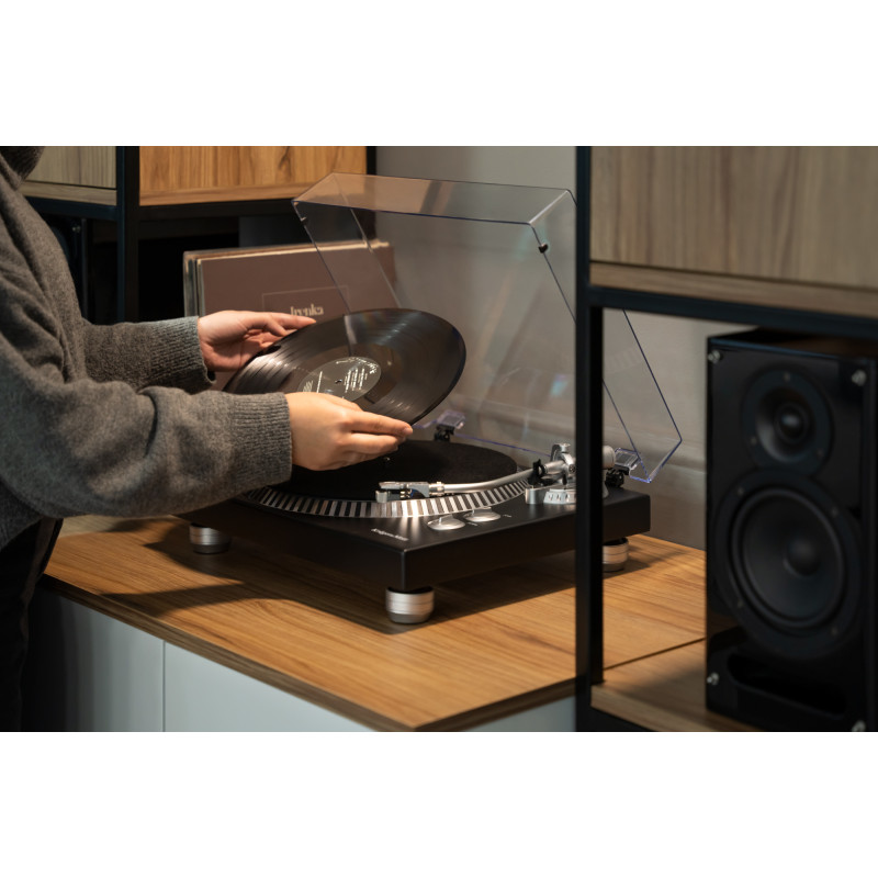 Gramofon Kruger&Matz model TT-602