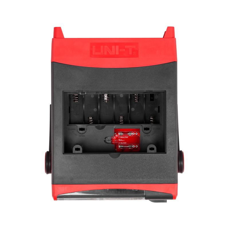 Miernik laboratoryjny UT804