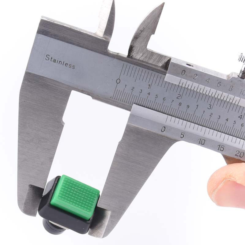 PRZEŁĄCZNIK MAŁY KWADRAT WCISKANY