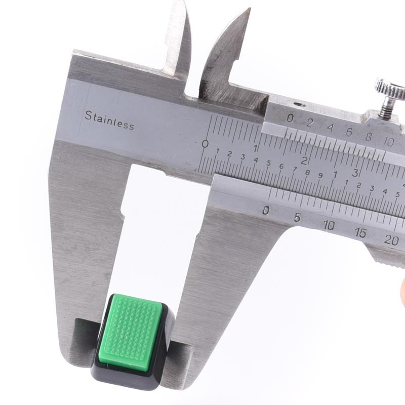 PRZEŁĄCZNIK MAŁY KWADRAT WCISKANY