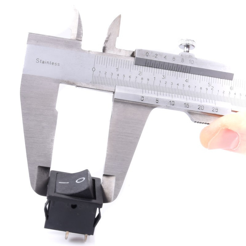 PRZEŁĄCZNIK KOŁYSKOWY DUŻY WĄSKI CZARNY 2*10A 250V 6-pin 2-poz