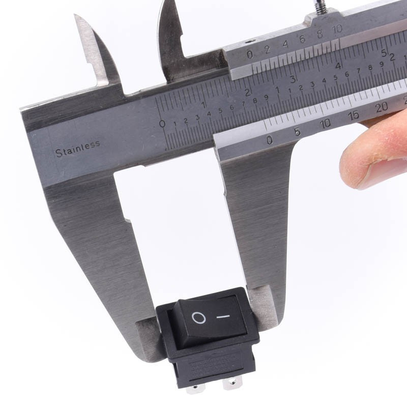 PRZEŁĄCZNIK OFF-(ON); 1 TOR; CZARNY; BEZ PODŚWIETLENIA; PK-BM MONOSTABILNY