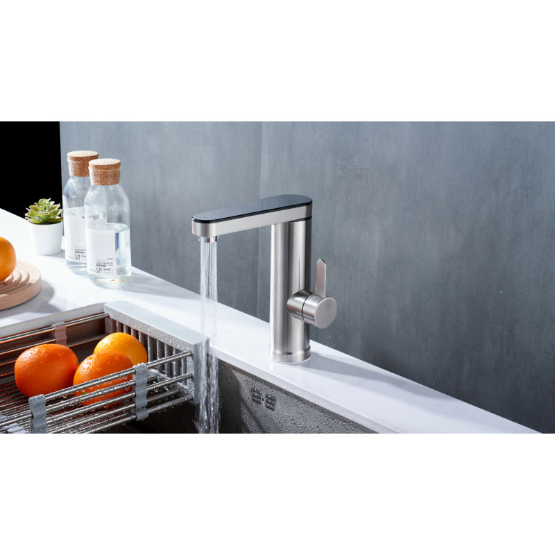 Przepływowy podgrzewacz wody - bateria stojąca