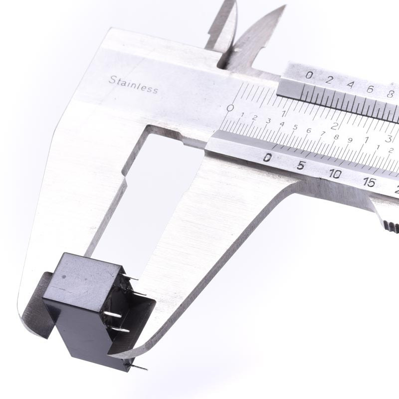 PRZEKAŹNIK 5V DC 2A HFD27/005-S