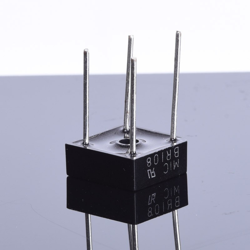 MOSTEK 10A/800V KWADRAT