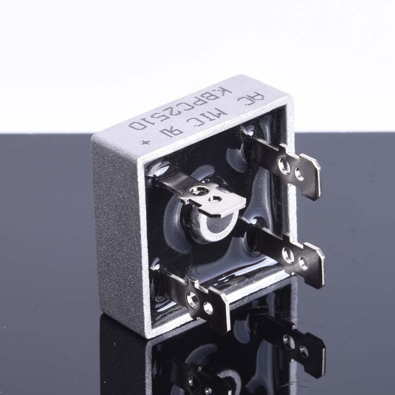 MOSTEK 25A/600V KONEKTOR