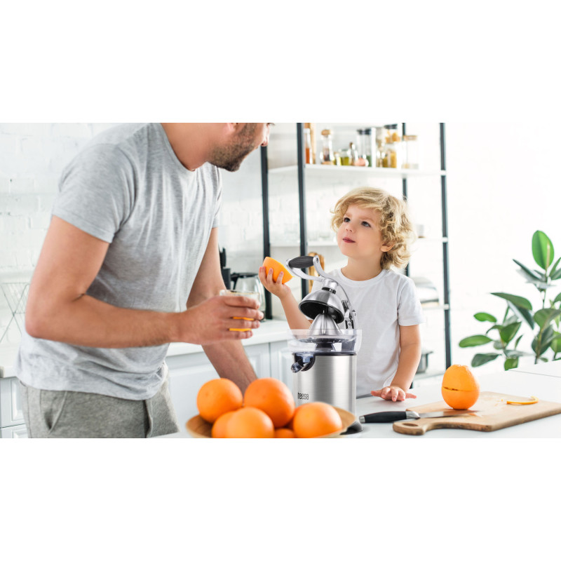 Wyciskarka do cytrusów z uchwytem