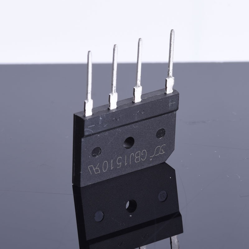 MOSTEK 15A/1000V PŁASKI PIONOWY