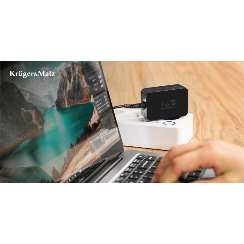 Zasilacz uniwersalny Kruger&Matz 65W z funkcją Power Delivery 7 końcówek