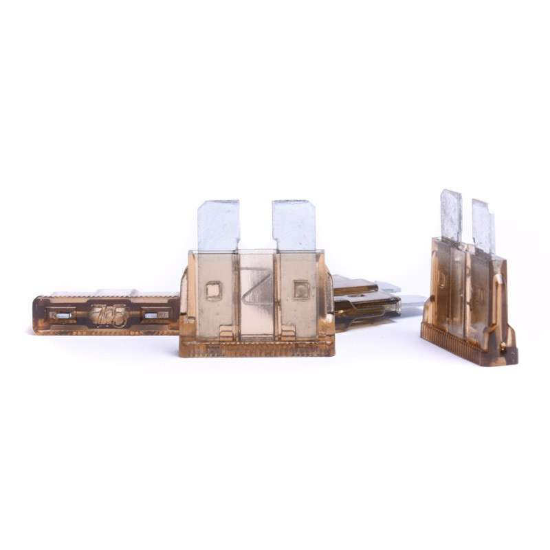 BEZPIECZNIK SAMOCHODOWY NOŻOWY ŚREDNI 7,5A