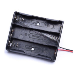 KOSZYK NA BATERIE 18650x3 Z PRZEWODAMI 100mm.