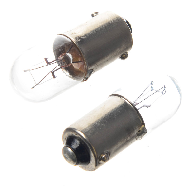 ŻARÓWKA 24V BA9S 2W