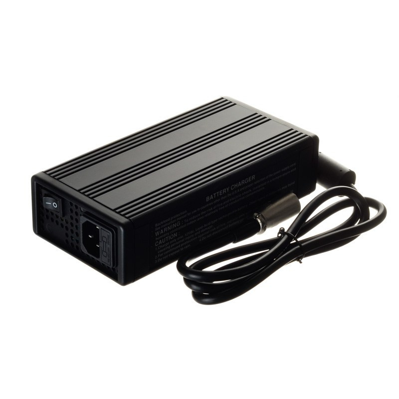 ŁADOWARKA DO AKUMULATORÓW 14,4V 16,7A