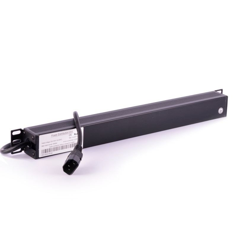 LISTWA ZASILAJĄCA 19" 1U 8 GN. IEC10A, WT. IEC10A + WYŁĄCZNIK I ZABEZPIECZENIE D-LAN