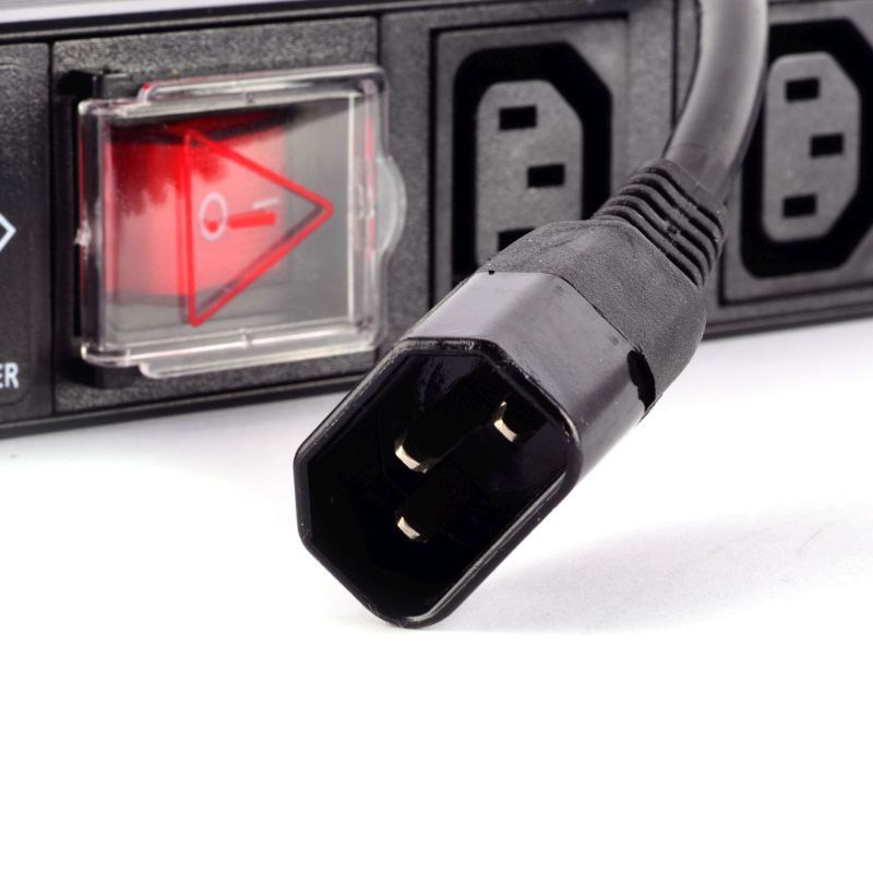 LISTWA ZASILAJĄCA 19" 1U 8 GN. IEC10A, WT. IEC10A + WYŁĄCZNIK I ZABEZPIECZENIE D-LAN